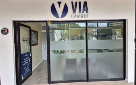 Sobre Nós 2 - Fachada do Escritório Via Câmbio
